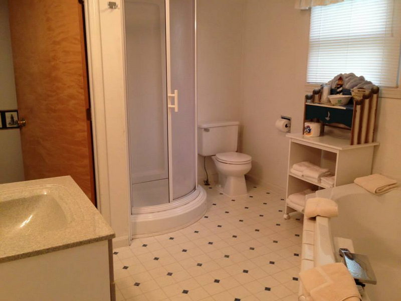 Bay Motel - Photos From Facebook (newer photo)